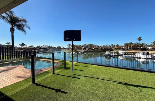 Patterson Lakes House | 6-Bed Lake Escape for Families & Friends