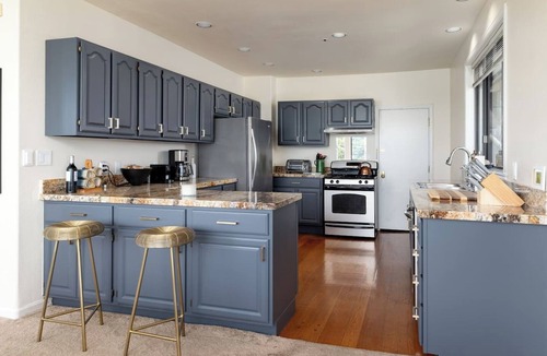 Sausalito Apartment | A Bird’s Eye View – A Blink to the City - A Break in Marin *30 Day Minimum*