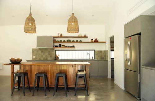 Smiths Beach House | A Lazy Marlin