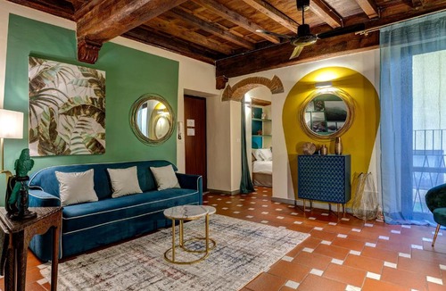 San Lorenzo Apartment | Agnese Apartment by Mamo Florence