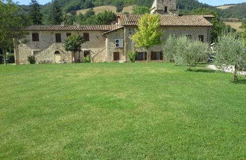 Valfabbrica Hotel | Agriturismo Il Pioppo
