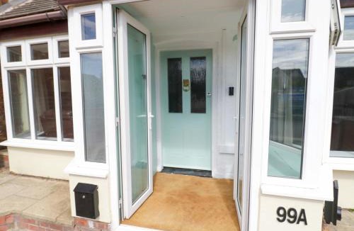 Harvington House | Air-Con Cosy Cottage in Harvington