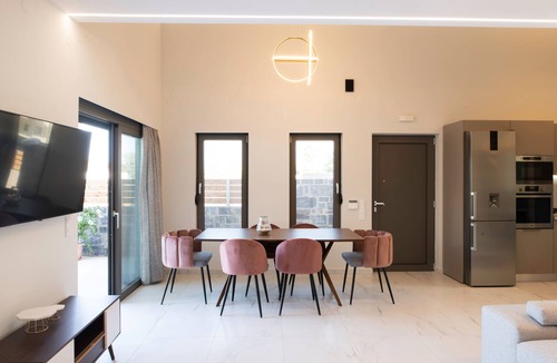 Platanes Villa | Al Mare Selective Accommodation