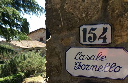 Acquapendente Cottage | All in stone, surrounded by nature, ideal for families and groups of friends.