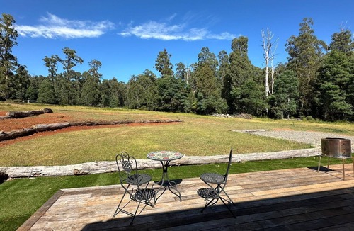 Marysville House | ALPINE SERENITY IN MARYSVILLE