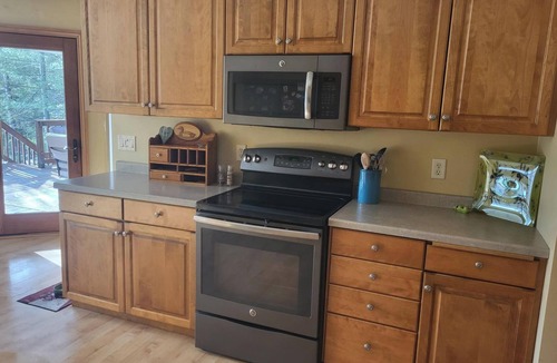 Abrams House | Amazing 3 bedroom house 20 minutes from green bay.