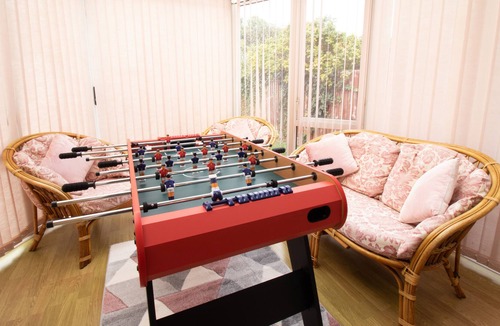 Stoke Gifford House | Amazing Modern 3 Bedroom w Parking and WiFi