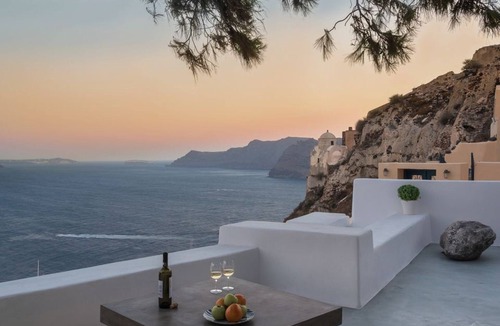 Oia Villa | Amazing Santorini Villa | 1 Bedroom | Pina Caldera Villa | Astounding Caldera