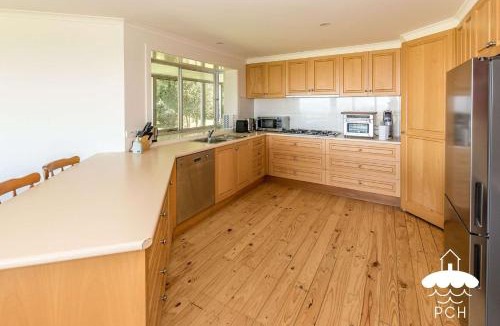 Foster House | Ameys Ridge Stay 3 Pay 2 Winter Special