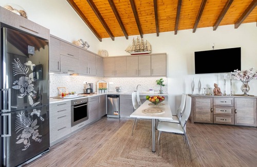 Lakones Apartment | Apartment 'Angela Panorama' with Sea View, Wi-Fi and Air Conditioning