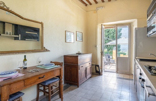 Monsummano Terme Apartment | Apartment "Casa do Sol Villa Barbacci" with Pool, Garden, Terrace and Wi-Fi
