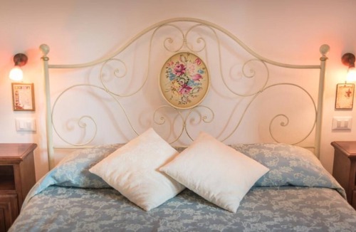 San Presto Apartment | Apartment in the hills of Assisi with panoramic swimming pool