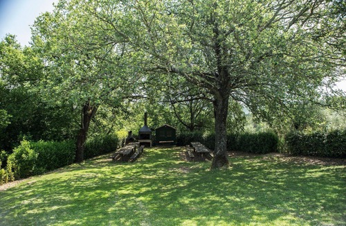 Tavarnelle Val di Pesa Apartment | Apartment with pool, WIFI, A/C, TV, patio, pets allowed, panoramic view, close to Greve In Chianti
