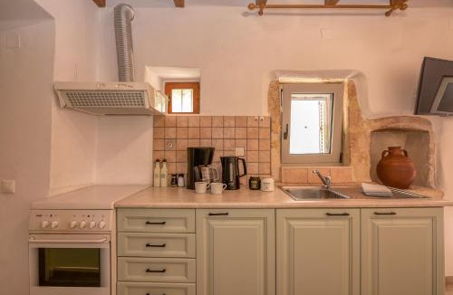 Aptera House | Aptera Verde - Stone Cottages Complex