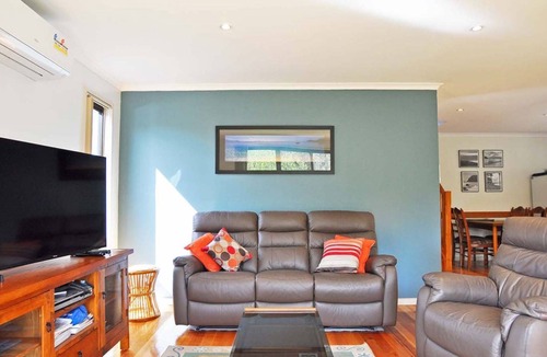 Inverloch House | Aqua Escape On Anderson