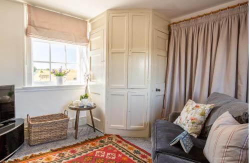 Alcester House | Arrow Lodge at Ragley Estate