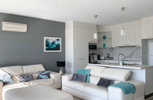 Inverloch House | At Broadbeach Inverloch