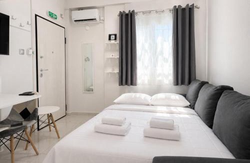 Nikaia-Agios Ioannis Rentis Apartment | Athens Explorer Studio Near Transit by ΜPS
