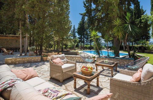 Perama Villa | Attractive Villa, A/C, Large Private Pool & Idyllic Setting in the Sought-After Area of Gastouri!