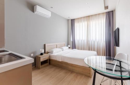 Thessaloniki City Centre Apartment | #Aura Studios & Suites V9-10