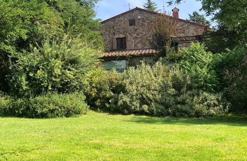 Monteleone d'Orvieto House | Authentic Country House with Pool between Umbria and Tuscany – Casa Buganza