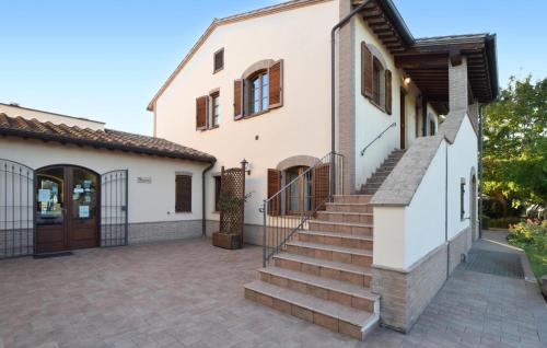Cannara Apartment | Awesome Apartment In Cannara With Swimming Pool