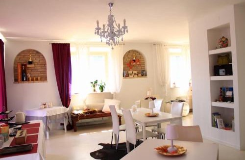 Ripe Bed & Breakfast | B&B Luna Bianca