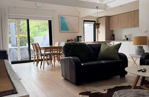 Barwon Heads Cottage | Barwon Cottage a little haven while times are tough for us all.