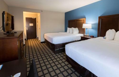 Romulus Hotel | Baymont by Wyndham Detroit Airport/Romulus