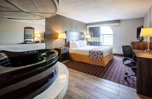 Northwood Hotel | Baymont by Wyndham Northwood