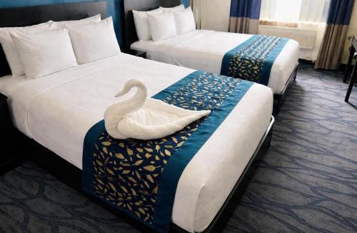 Swanton Hotel | Baymont Toledo Airport Hotel Swanton