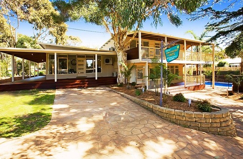 Cowes House | Beach House Apartments