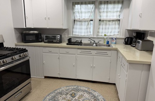 Lexington Cabin | Beachfront cottage #2 in Lexington with AC, shared Hot Tub & Pool on Lake Huron