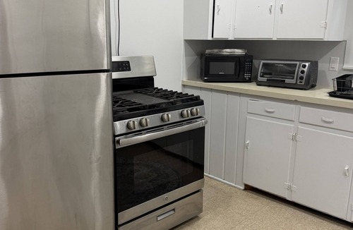 Lexington Cabin | Beachfront cottage #2 in Lexington with AC, shared Hot Tub & Pool on Lake Huron