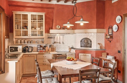 Montopoli in Val d'Arno Villa | Beautiful private villa for 8 people with WIFI, private pool, A/C, TV and veranda