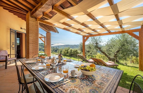 Montopoli in Val d'Arno Villa | Beautiful private villa for 8 people with WIFI, private pool, A/C, TV and veranda