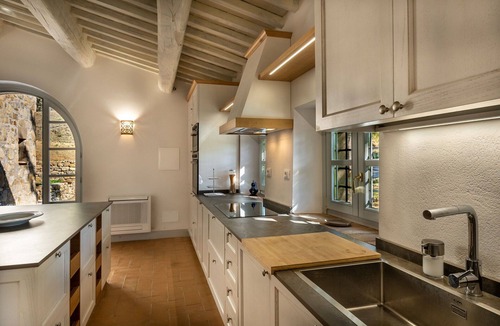 San Casciano dei Bagni Villa | Beautiful private villa for 10 guests with WIFI, A/C, private pool and panoramic view