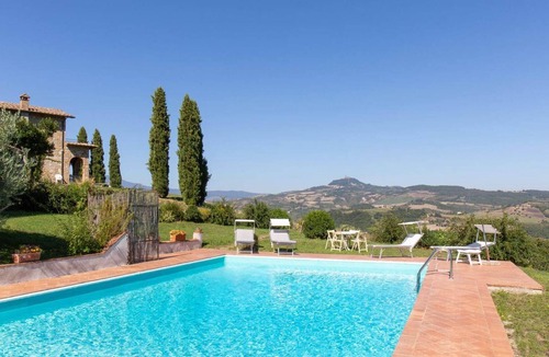 San Casciano dei Bagni Villa | Beautiful villa with pool and amazing view