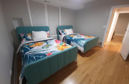 Calumet Heights Apartment | Beautiful 4 bedroom apartment near everything