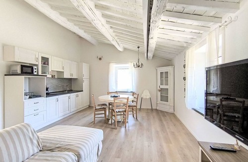 Scarlino Apartment | Beautiful apartment for 4 people with WIFI, A/C, TV, patio and pets allowed