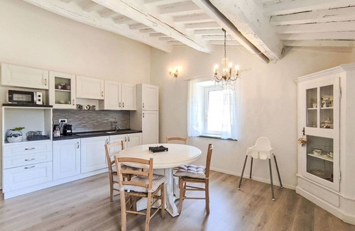 Scarlino Apartment | Beautiful apartment for 4 people with WIFI, A/C, TV, patio and pets allowed