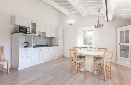Scarlino Apartment | Beautiful apartment for 4 people with WIFI, A/C, TV, patio and pets allowed