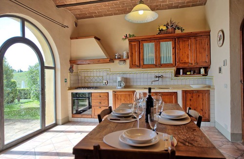 Tavarnelle Val di Pesa Apartment | Beautiful apartment for 4 guests with A/C, pool, WIFI and panoramic view, close to Greve In Chia.