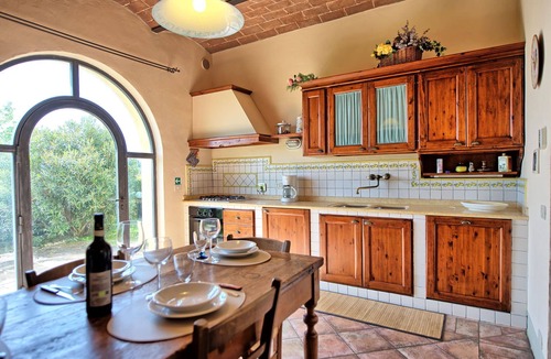 Tavarnelle Val di Pesa Apartment | Beautiful apartment for 4 guests with A/C, pool, WIFI and panoramic view, close to Greve In Chia.