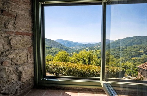 Londa Apartment | Beautiful apartment for 6 guests with pool, WIFI, A/C, TV and panoramic view