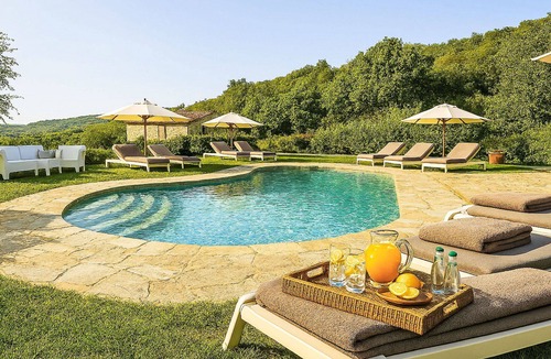 Londa Apartment | Beautiful apartment for 6 guests with pool, WIFI, A/C, TV and panoramic view