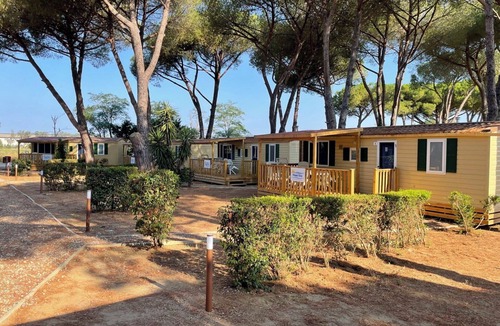 Capalbio House | Beautiful apartment in villa for 4 guests with A/C, pool, WIFI, TV and terrace