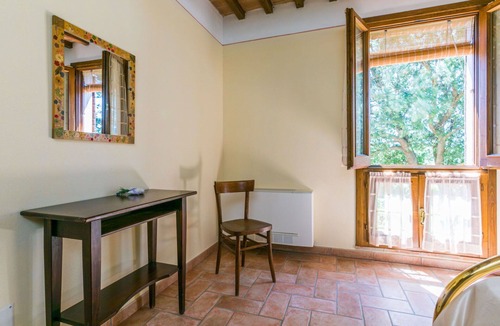 Suvereto Villa | Beautiful apartment in villa for 4 guests with WIFI, A/C, pool, TV and terrace