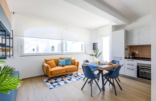 Marcelli Apartment | Beautiful apartment with WIFI, pool, A/C, TV, terrace and panoramic view, close to Porto Recanati