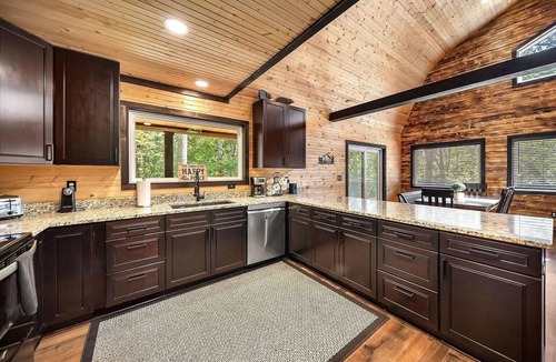 Rockbridge Cabin | Beautiful Cabin on 20 Acres in Hocking Hills - Early Bird Discounts!